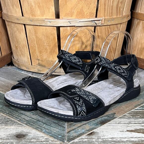 Clarks Amanda Sprint Black Suede Asbstract Textile Adjustable Sandals Womens 8.5 - Picture 3 of 12